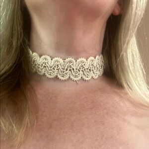 Elegant Cream Lace Choker Necklace